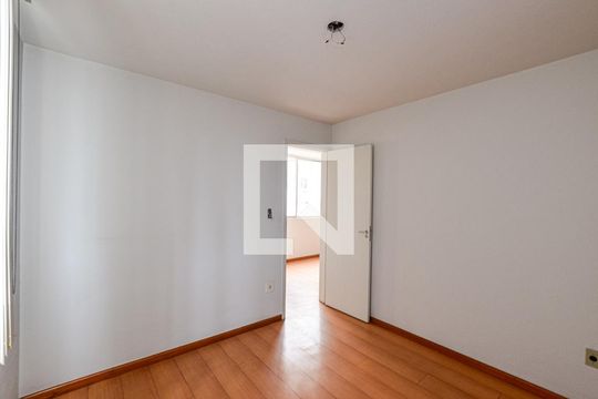 Quarto 1 de apartamento à venda com 2 quartos, 55m² em Fonseca, Niterói