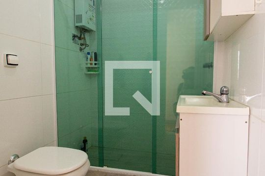 Banheiro Social de apartamento à venda com 2 quartos, 68m² em Praça da Bandeira, Rio de Janeiro