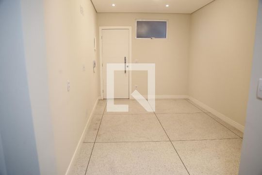 Sala/Quarto de kitnet/studio para alugar com 1 quarto, 22m² em Brasilândia, São Paulo