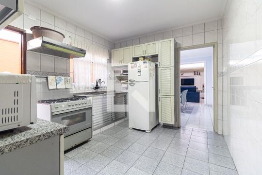 Cozinha de casa à venda com 3 quartos, 240m² em Vila Gumercindo, São Paulo