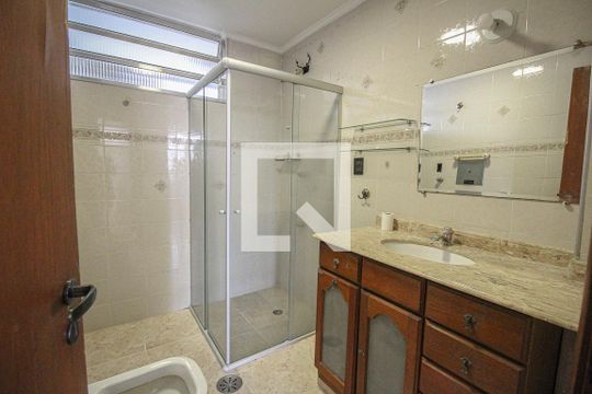 Banheiro de apartamento à venda com 2 quartos, 80m² em Vila Deodoro, São Paulo