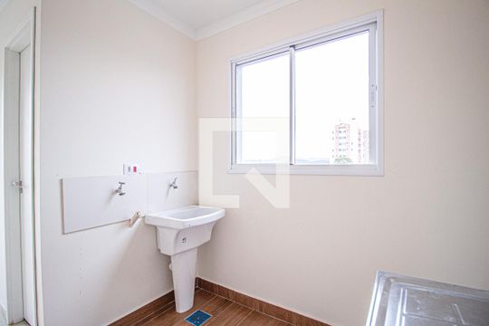 Cozinha e área de serviço de apartamento para alugar com 1 quarto, 35m² em Jardim das Flores, Osasco