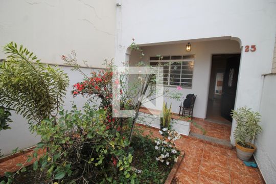 Entrada de casa à venda com 2 quartos, 96m² em Vila Bertioga, São Paulo