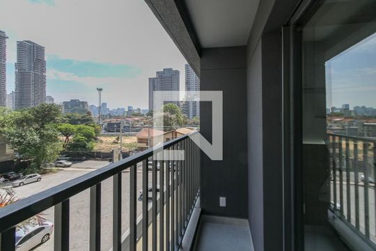 Varanda de kitnet/studio à venda com 1 quarto, 25m² em Itaim Bibi, São Paulo