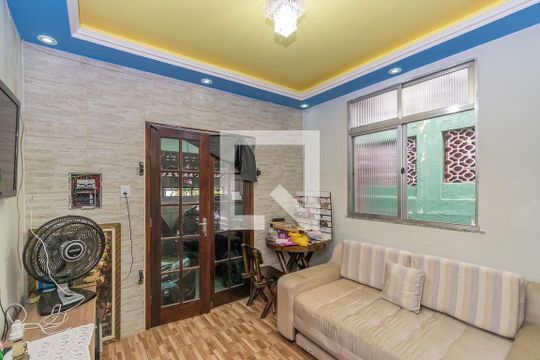 Sala de casa à venda com 1 quarto, 49m² em Penha, Rio de Janeiro