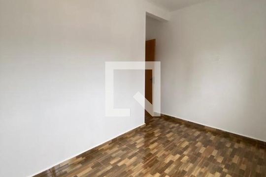 Casa para alugar com 3 quartos, 175m² em Vila Fernandes, São Paulo