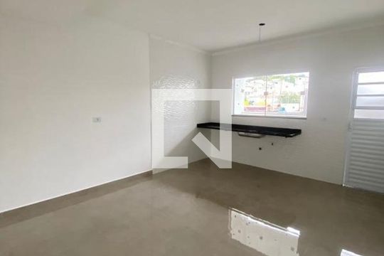 Casa para alugar com 3 quartos, 175m² em Vila Fernandes, São Paulo