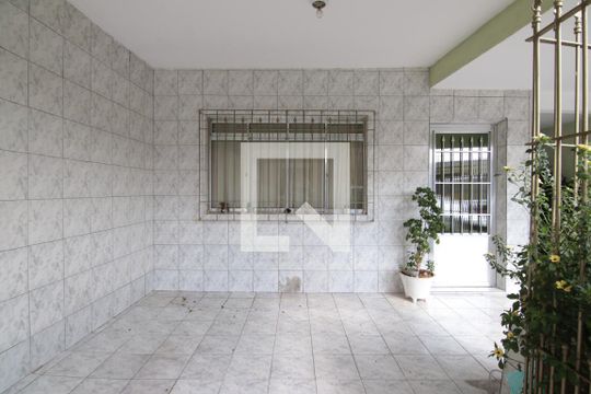 Entrada de casa à venda com 6 quartos, 324m² em Vila Rui Barbosa, São Paulo