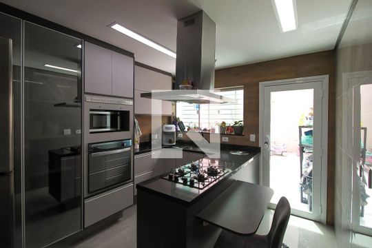 Cozinha de casa à venda com 3 quartos, 120m² em Vila Alpina, São Paulo