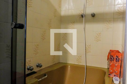 Banheiro da Suíte de casa à venda com 3 quartos, 300m² em Santa Paula, São Caetano do Sul