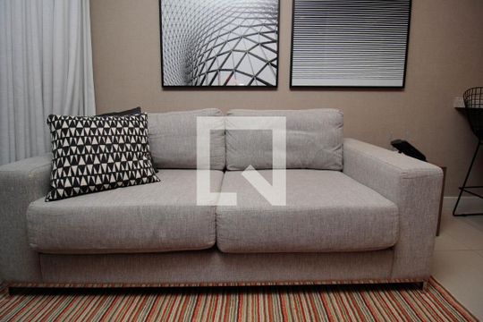 Sala de apartamento para alugar com 1 quarto, 40m² em Pinheiros, São Paulo