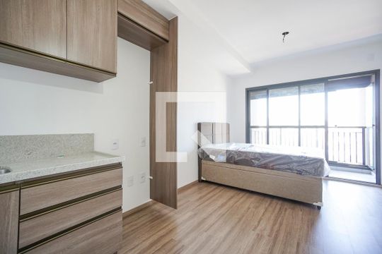 Cozinha de kitnet/studio à venda com 1 quarto, 27m² em Vila Esperança, São Paulo