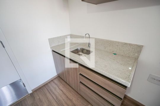 Pia de kitnet/studio à venda com 1 quarto, 27m² em Vila Esperança, São Paulo
