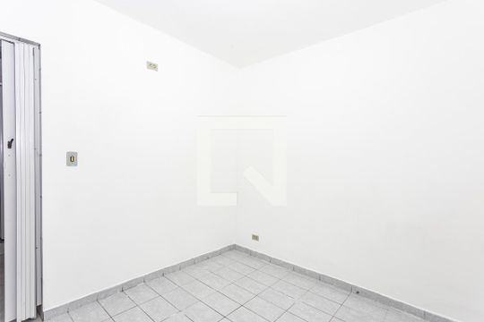 Quarto  de casa para alugar com 1 quarto, 20m² em Vila Brasilina, São Paulo