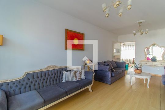 Sala 1 de casa à venda com 2 quartos, 130m² em Ipanema, Porto Alegre