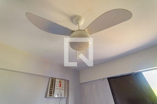 Quarto 1 - suite de apartamento para alugar com 2 quartos, 55m² em Santa Teresa, Salvador