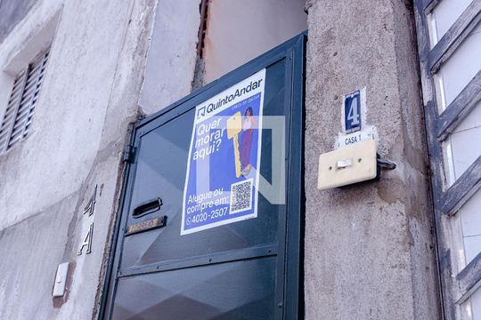 Fachada de casa para alugar com 2 quartos, 40m² em Americanópolis, São Paulo
