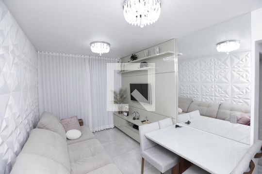 Apartamento para alugar com 2 quartos, 70m² em Darcy Vargas, Contagem