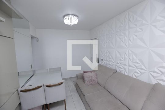 Sala de apartamento para alugar com 2 quartos, 70m² em Darcy Vargas, Contagem