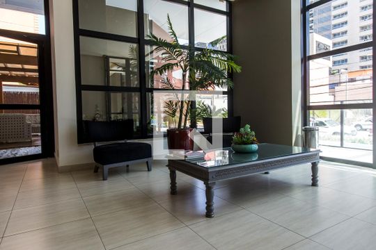 Hall social de apartamento para alugar com 1 quarto, 51m² em Bethaville I, Barueri