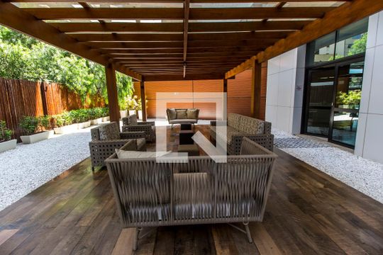Área comum de apartamento para alugar com 1 quarto, 51m² em Bethaville I, Barueri