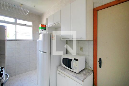 Cozinha de apartamento à venda com 2 quartos, 50m² em Castelo, Belo Horizonte