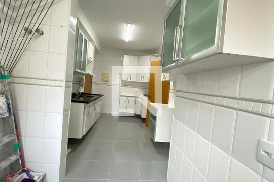 Área de Serviço de apartamento para alugar com 3 quartos, 139m² em Tamboré, Santana de Parnaíba