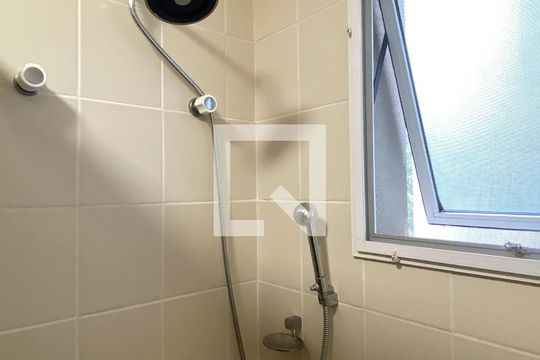 Banheiro da Suíte 2 de apartamento para alugar com 3 quartos, 139m² em Tamboré, Santana de Parnaíba