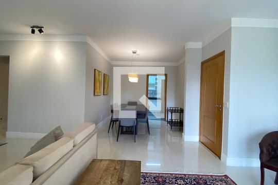 Sala de apartamento para alugar com 3 quartos, 139m² em Tamboré, Santana de Parnaíba