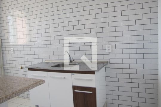 Cozinha de apartamento para alugar com 2 quartos, 48m² em Ermelino Matarazzo, São Paulo