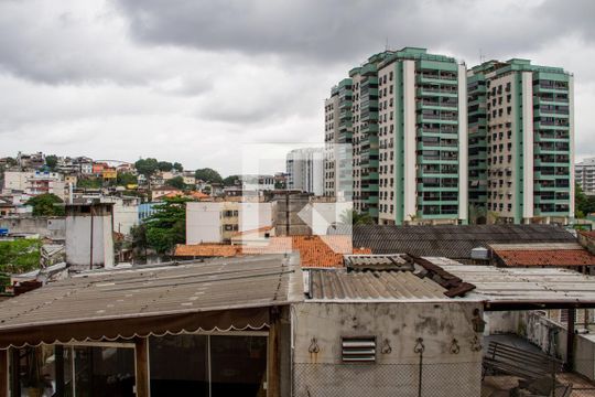 Quarto 01 - Janela de apartamento à venda com 3 quartos, 76m² em Méier, Rio de Janeiro