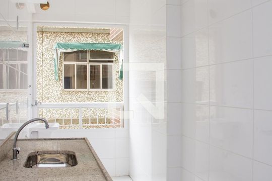 Cozinha de apartamento à venda com 3 quartos, 76m² em Méier, Rio de Janeiro