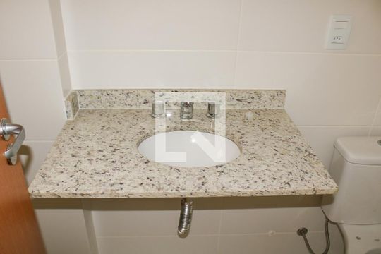 Banheiro da Suite de apartamento à venda com 4 quartos, 162m² em Méier, Rio de Janeiro