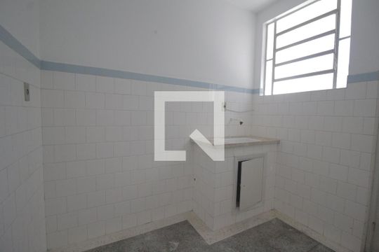 Cozinha de apartamento à venda com 1 quarto, 50m² em Passo D’areia, Porto Alegre