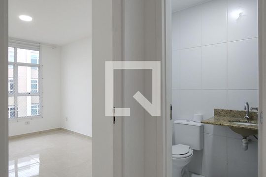 Quarto  de apartamento para alugar com 1 quarto, 39m² em Taquara, Rio de Janeiro
