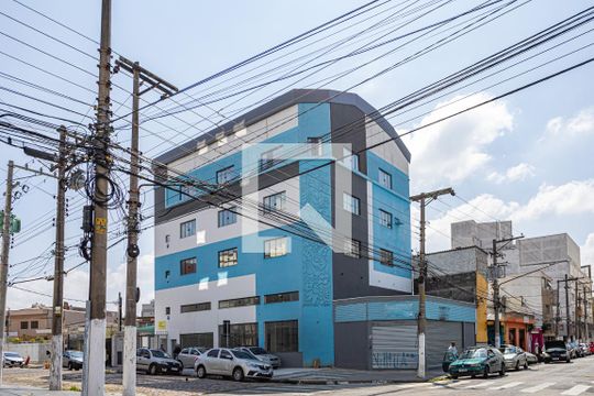 Fachada de kitnet/studio para alugar com 1 quarto, 23m² em Centro, Osasco