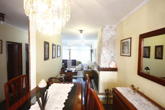Sala de casa à venda com 3 quartos, 300m² em Vila Mariana, São Paulo