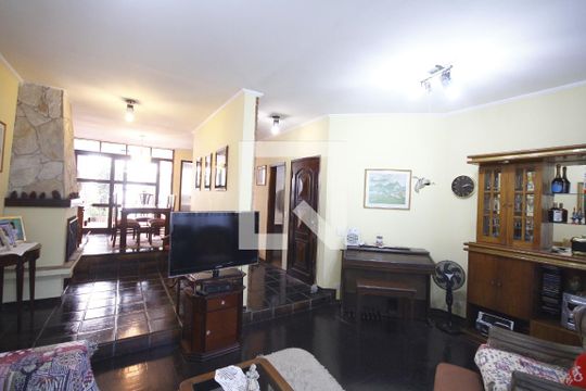 Sala de casa à venda com 3 quartos, 300m² em Vila Mariana, São Paulo