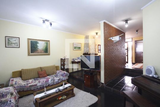 Casa à venda com 3 quartos, 300m² em Vila Mariana, São Paulo