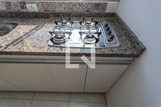 Cozinha  de kitnet/studio para alugar com 1 quarto, 30m² em Centro, Diadema