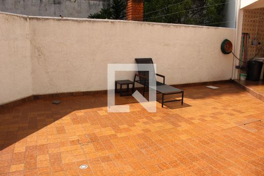 Área Externa de casa à venda com 5 quartos, 174m² em Vila Ester (zona Norte), São Paulo