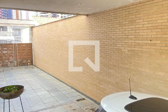 Área Comum - Garagem de casa para alugar com 3 quartos, 330m² em Jardim Analia Franco, São Paulo