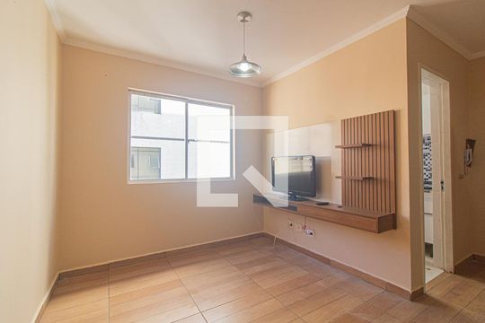 Sala de apartamento para alugar com 1 quarto, 60m² em Centro, Curitiba