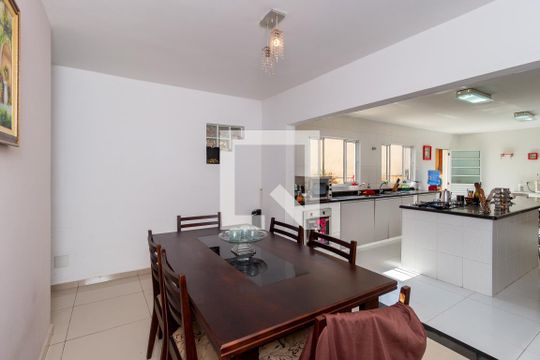 Sala de Jantar de casa à venda com 4 quartos, 280m² em Vila Regente Feijó, São Paulo