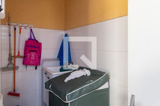 Área de Serviço de casa à venda com 4 quartos, 280m² em Vila Regente Feijó, São Paulo
