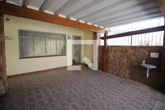 Garagem de casa à venda com 6 quartos, 200m² em Vila Mariana, São Paulo