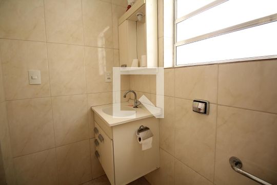 Banheiro de casa à venda com 6 quartos, 200m² em Vila Mariana, São Paulo