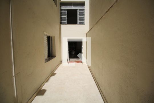 Quintal de casa à venda com 6 quartos, 200m² em Vila Mariana, São Paulo