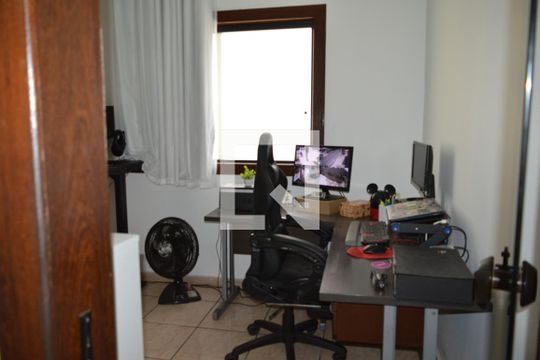 Quarto 1 de casa à venda com 5 quartos, 300m² em Tres Barras, Contagem