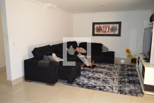 Sala de casa à venda com 5 quartos, 300m² em Tres Barras, Contagem